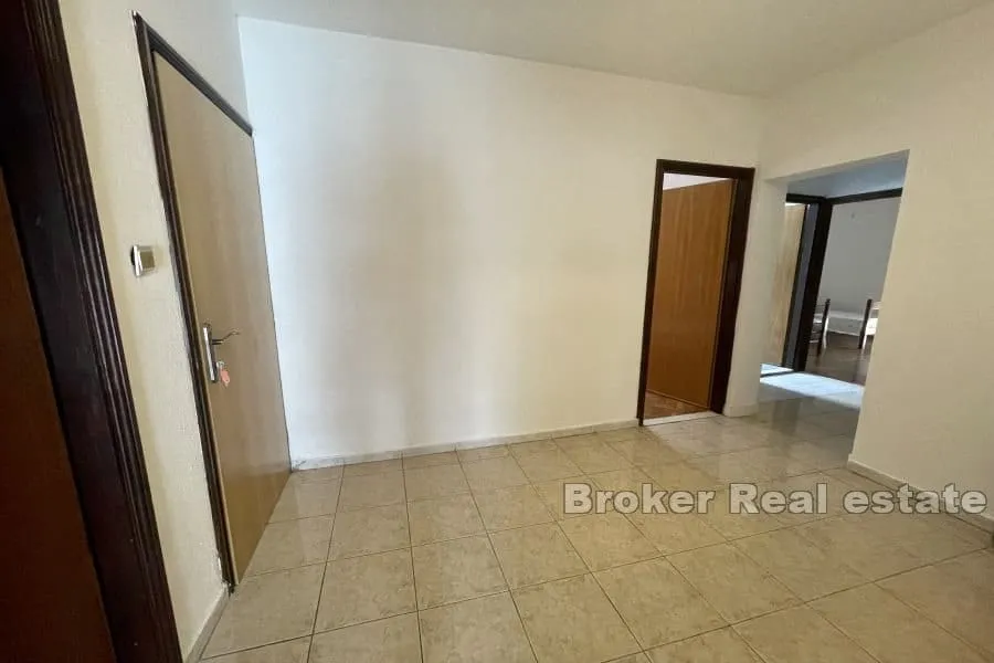 apartman s pogledom na more - slika 8