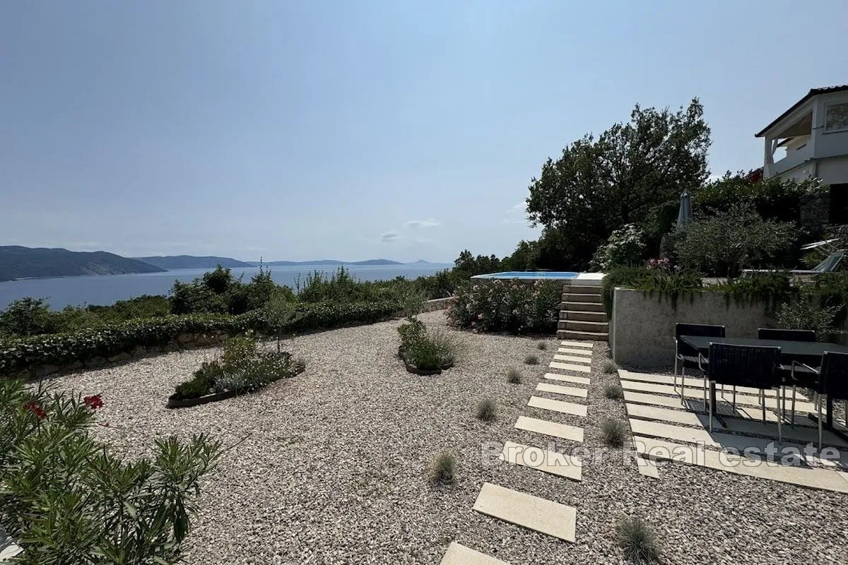 samostojeća kuća s panoramskim pogledom na more - slika 14