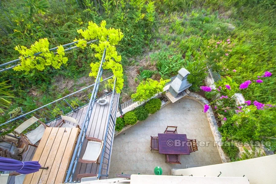 kamena kuća s bazenom i otvorenom pogledom, na prodaju - slika 10
