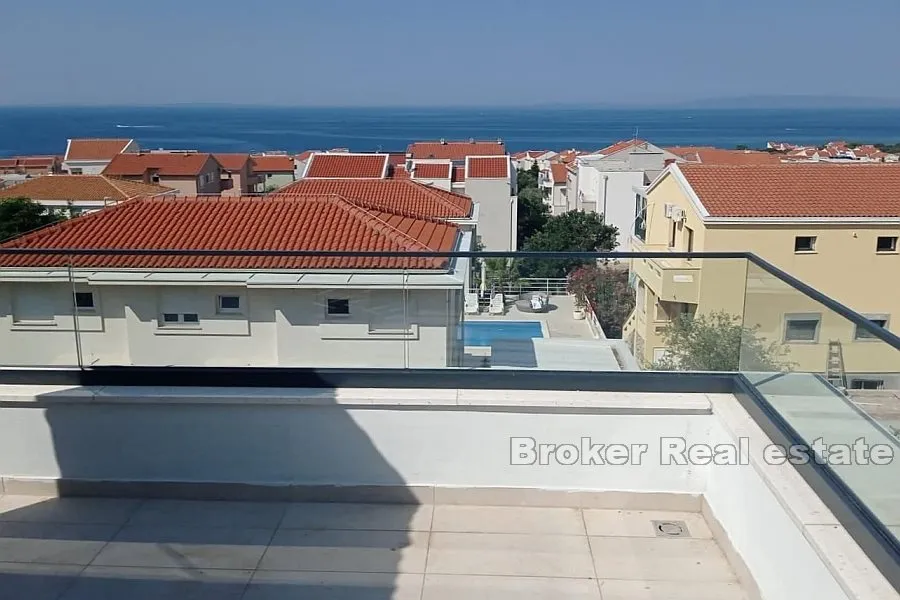 luksuzni penthouse s pogledom na more - slika 1