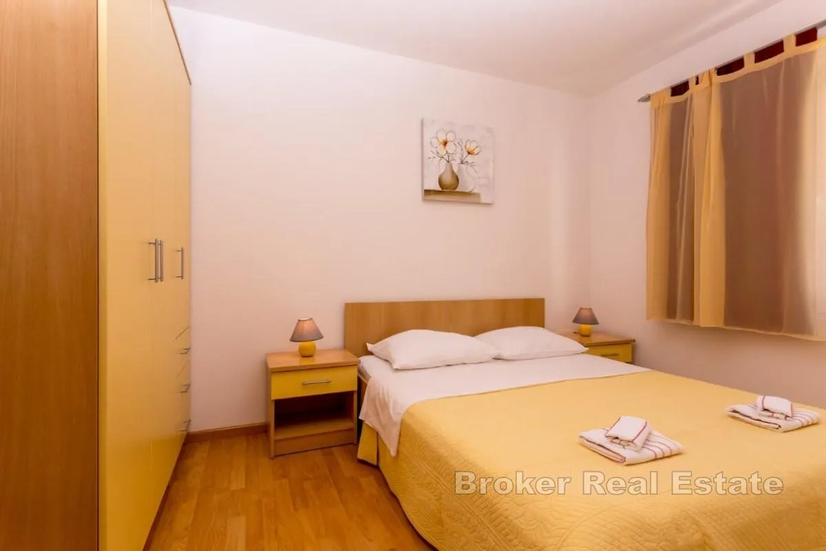 apartmanska kuća s pogledom na more - slika 8
