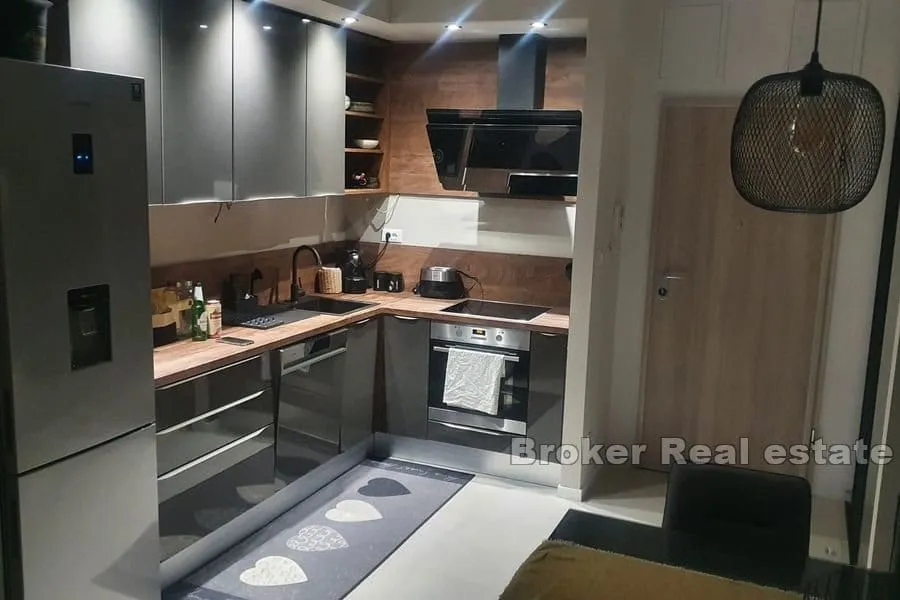 žnjan, jednosoban apartman - slika 2