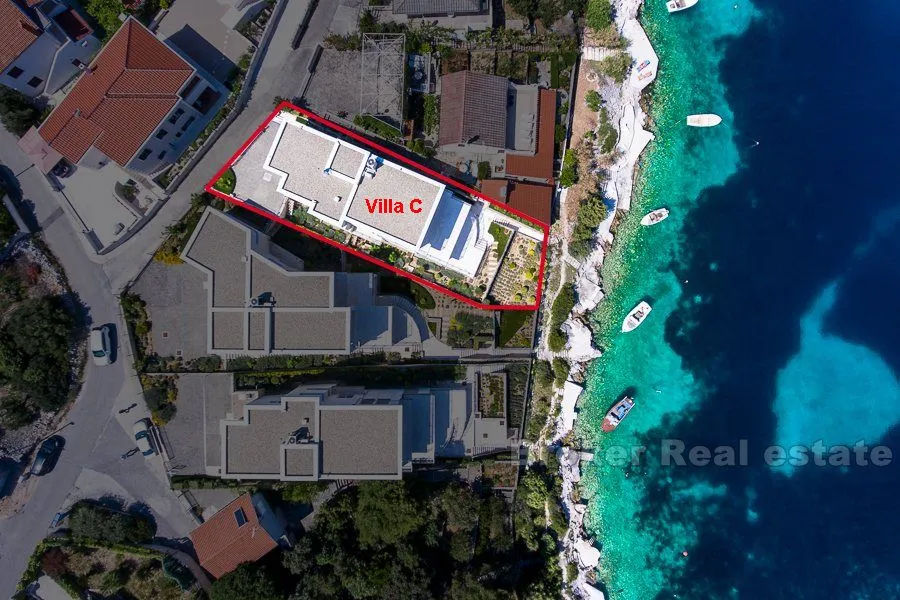 novoizgrađena vila prvi red do mora - slika 5