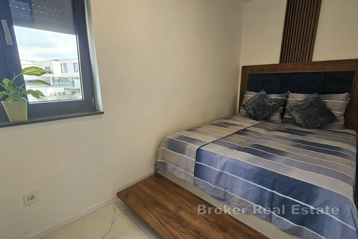penthouse s dva odvojena stambena dijela - slika 16