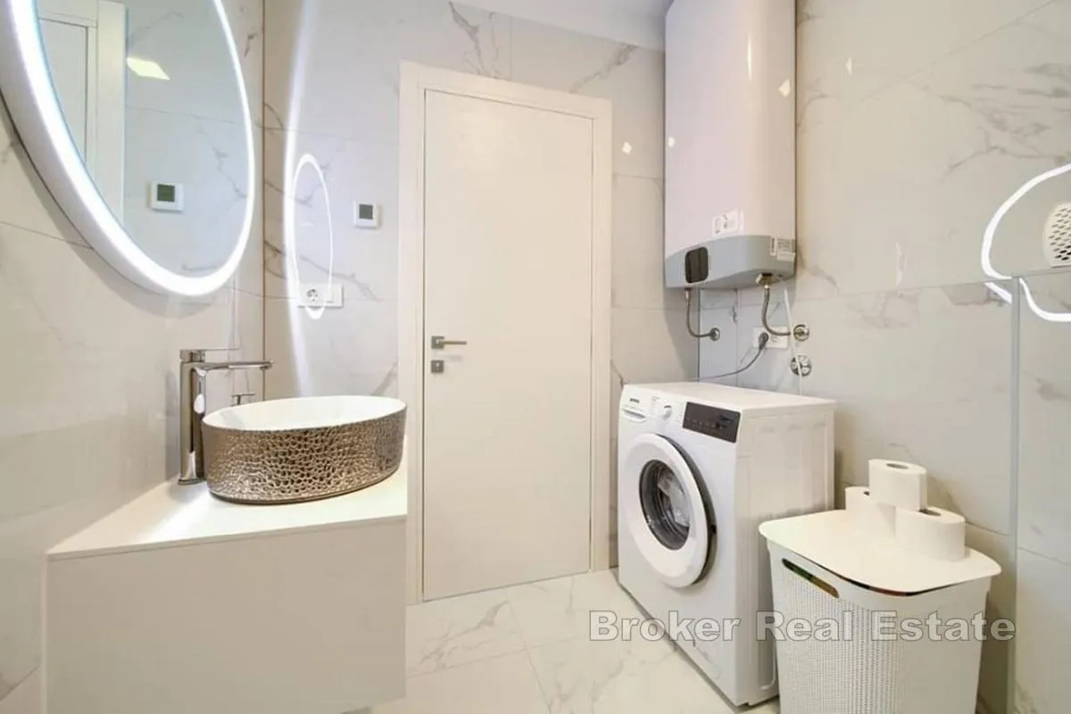 penthouse s dva odvojena stambena dijela - slika 8