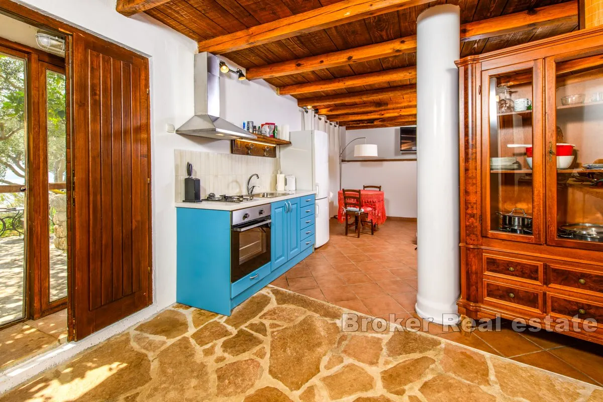 jedinstvena kamena vila na prestižnoj lokaciji s panoramskim pogledom na more - slika 15