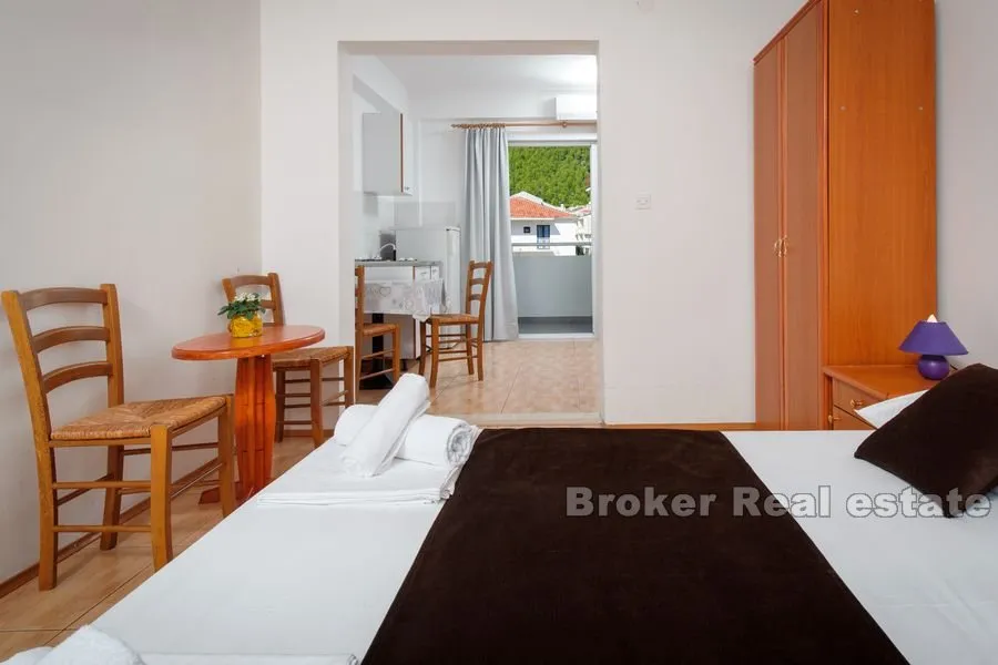 drvenik, apartmanska kuća s pogledom na more - slika 10