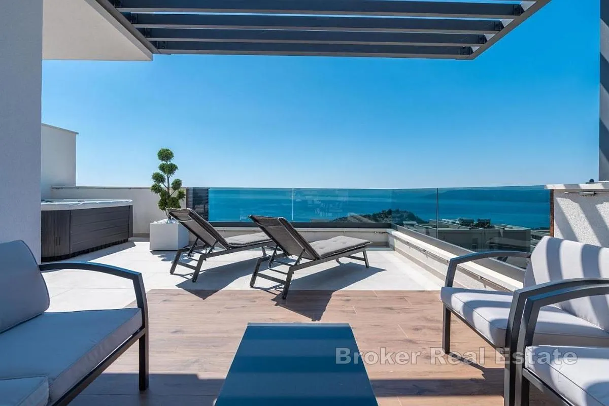prekrasna vila sa pogledom na mediteransku obalu - slika 5