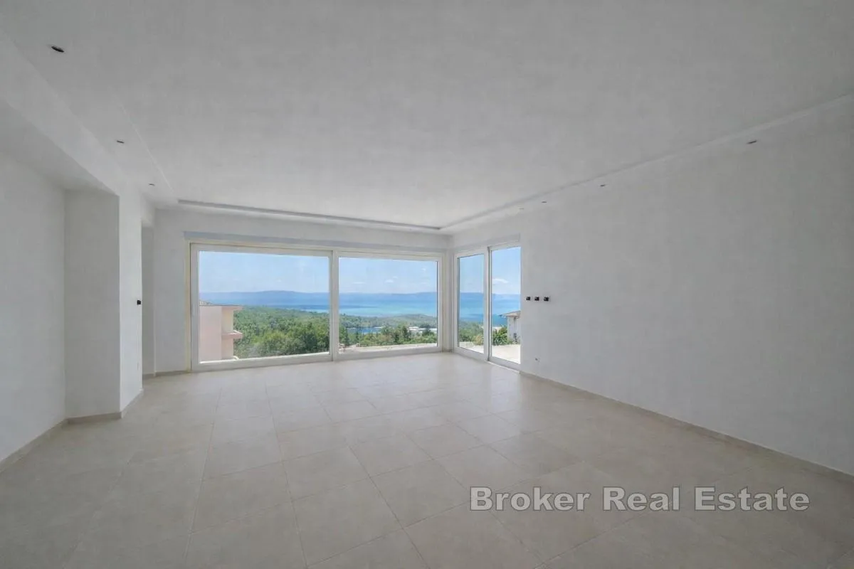penthouse s krovnom terasom i otvorenim pogledom na more - slika 10