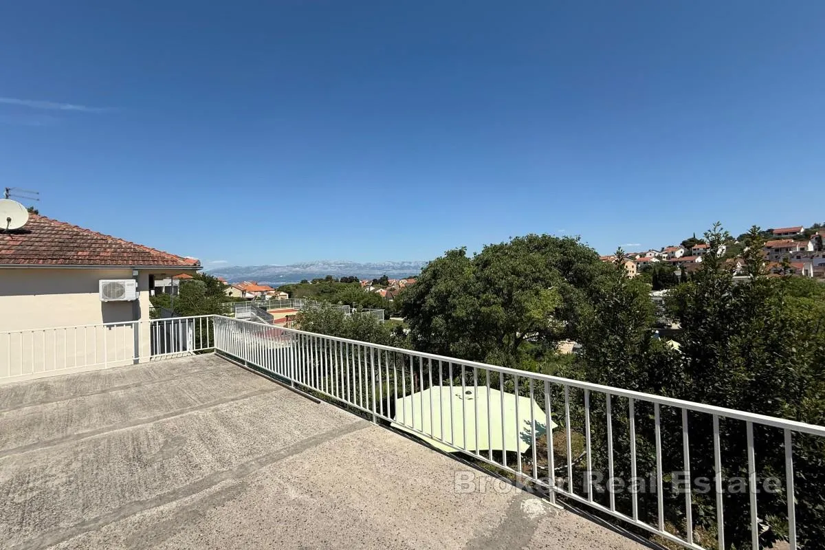 kuća za renovaciju na prostranom zemljištu - slika 6