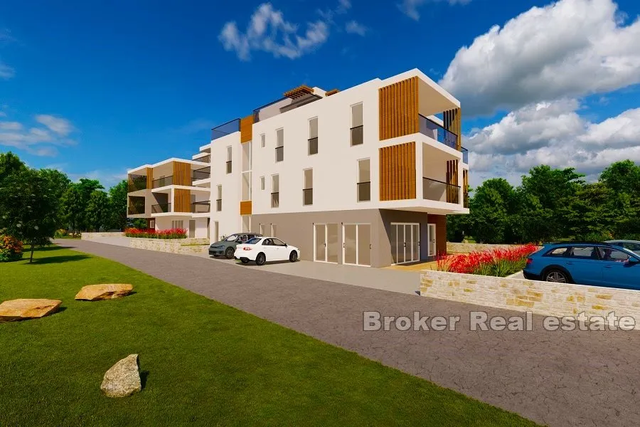 luksuzni novoizgrađeni apartmani uz more - slika 2