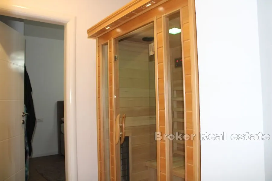 kuća s bazenom i otvorenim pogledom na more - slika 6