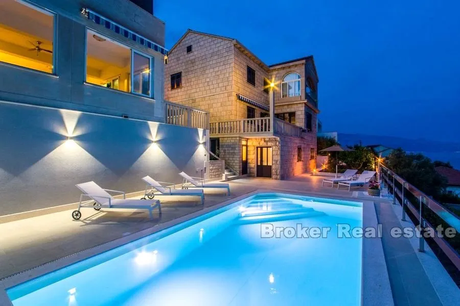 prekrasna kuća / vila, na prodaju - slika 1