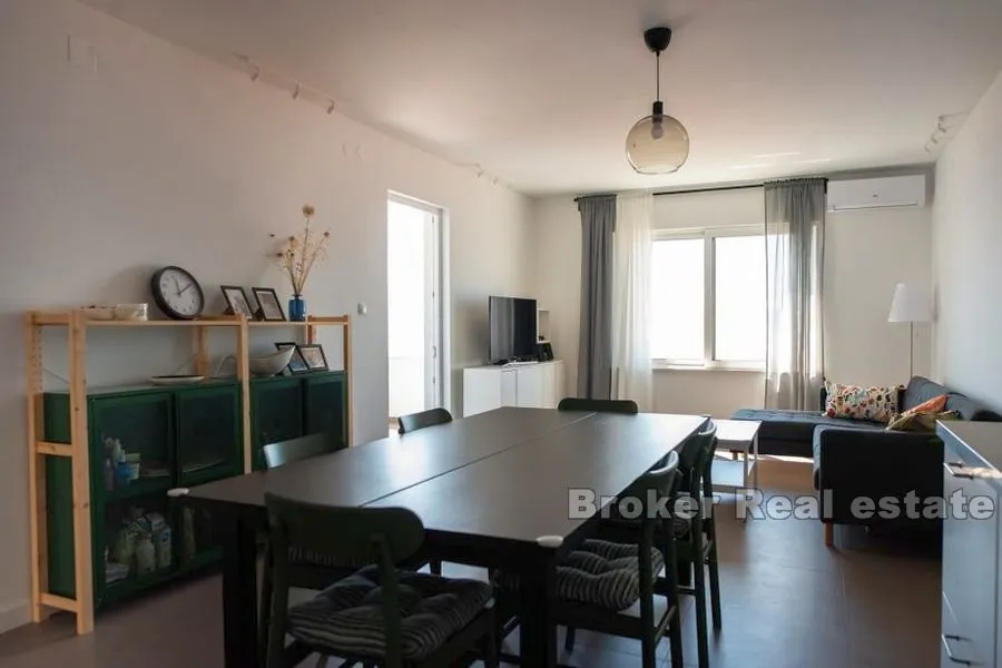 dvojna kuća s pogledom na more - slika 9