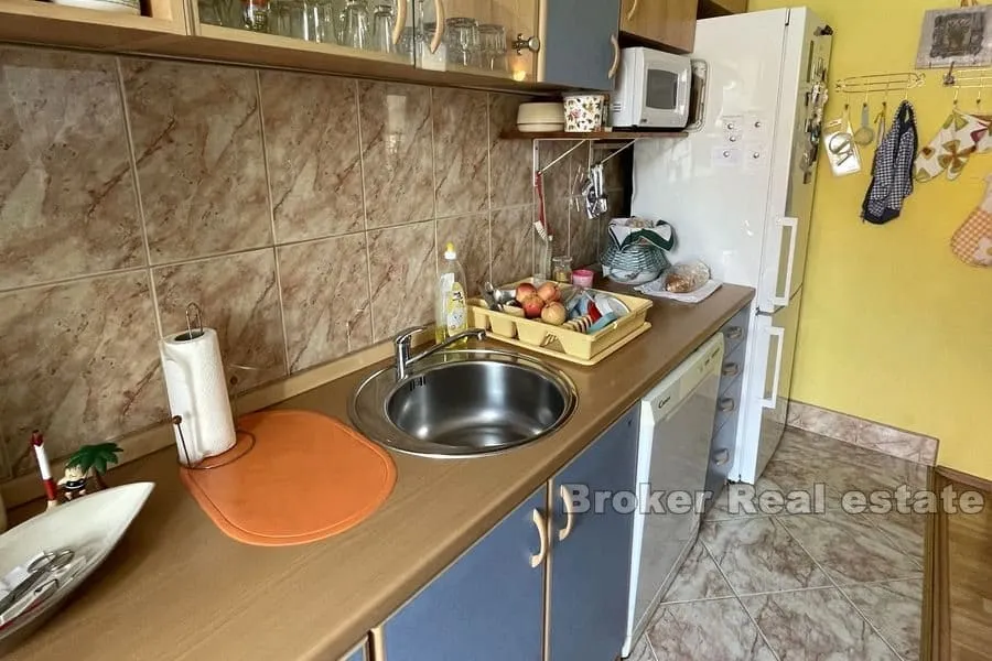 obiteljska kuća blizu mora - slika 6