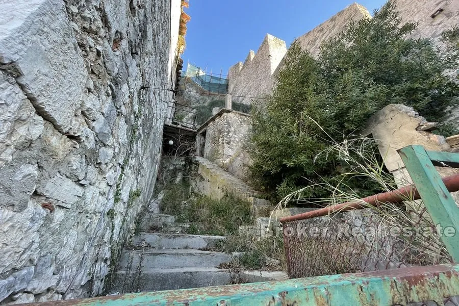 kamena kuća s pogledom na more - slika 4