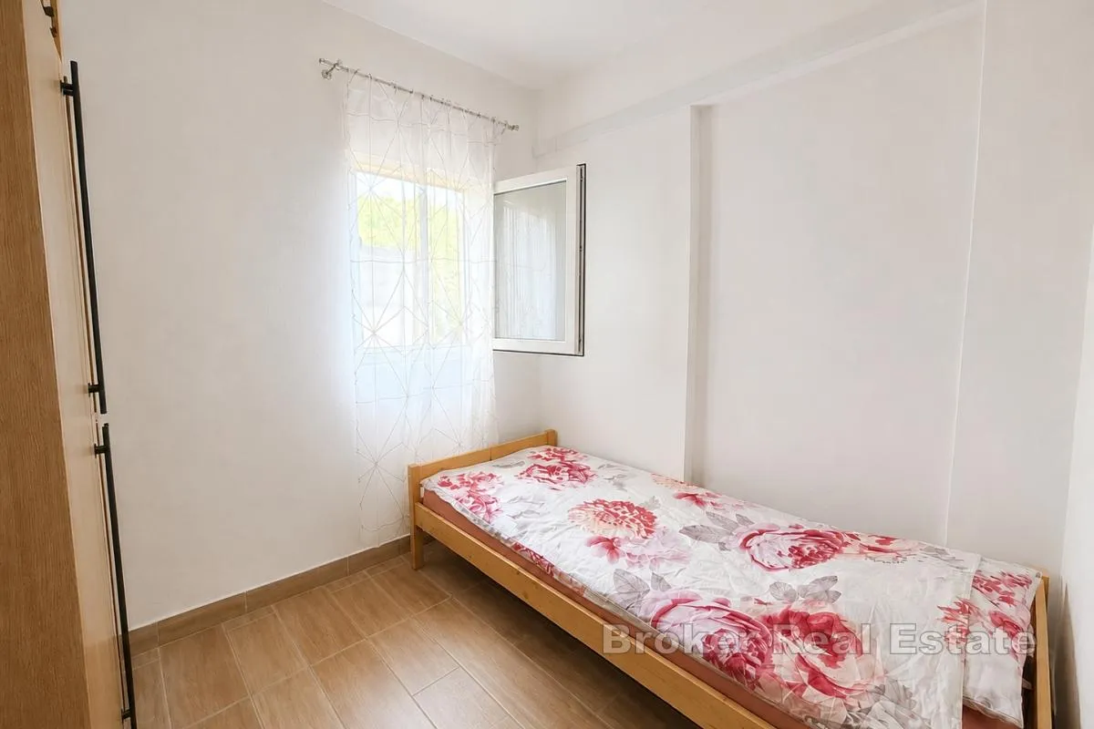 samostojeća kuća s pogledom na more - slika 7