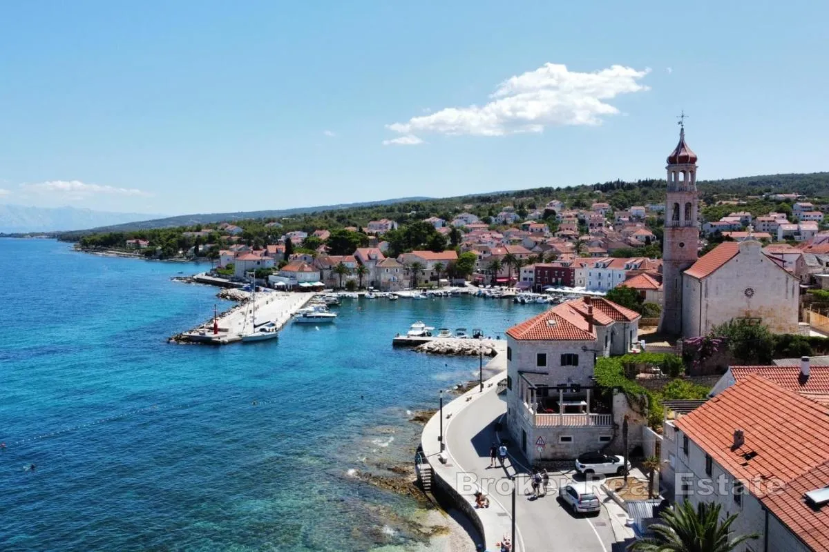 Poljoprivredno zemljište s pogledom na more - Brač, Brač
