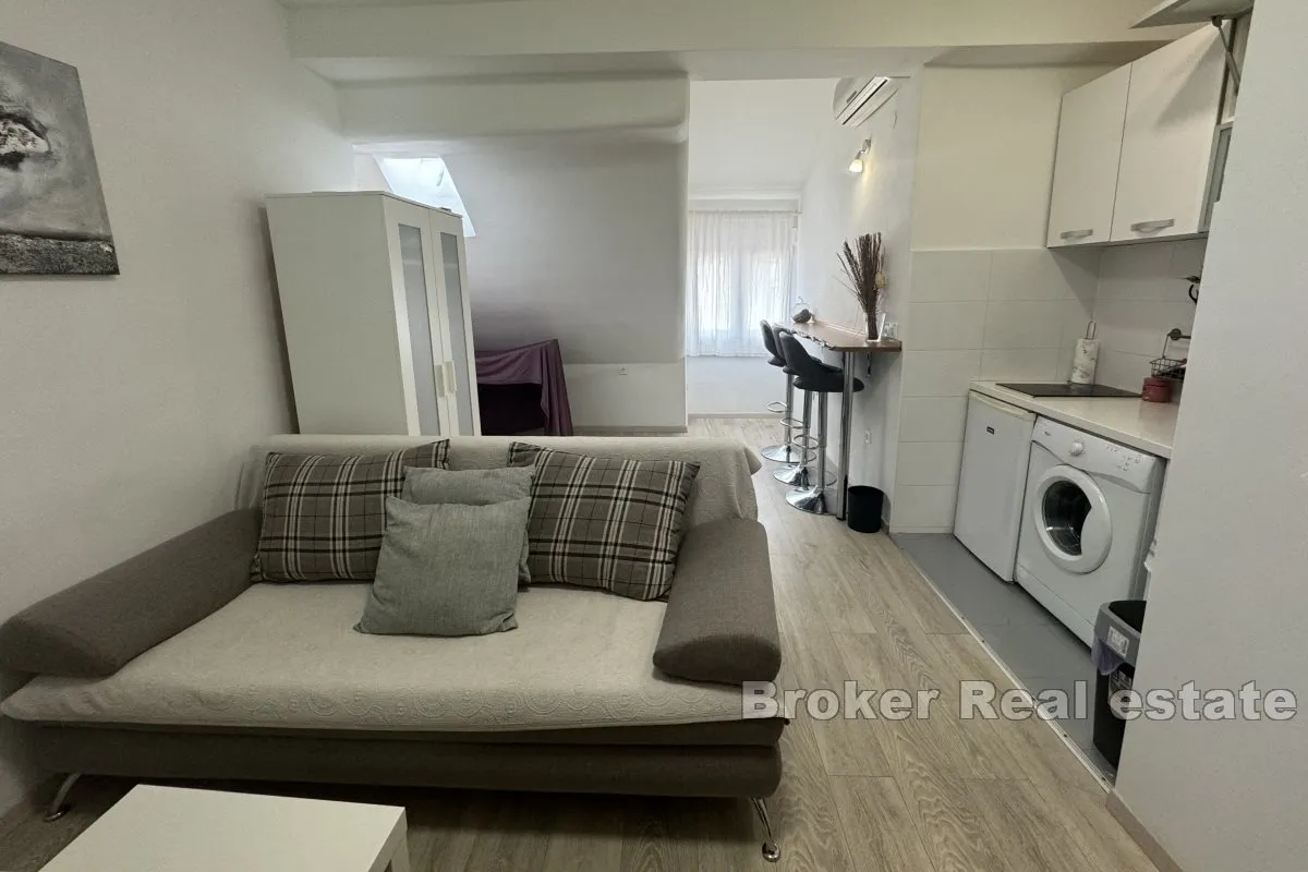 jedinstveni apartmani u centru grada - slika 8