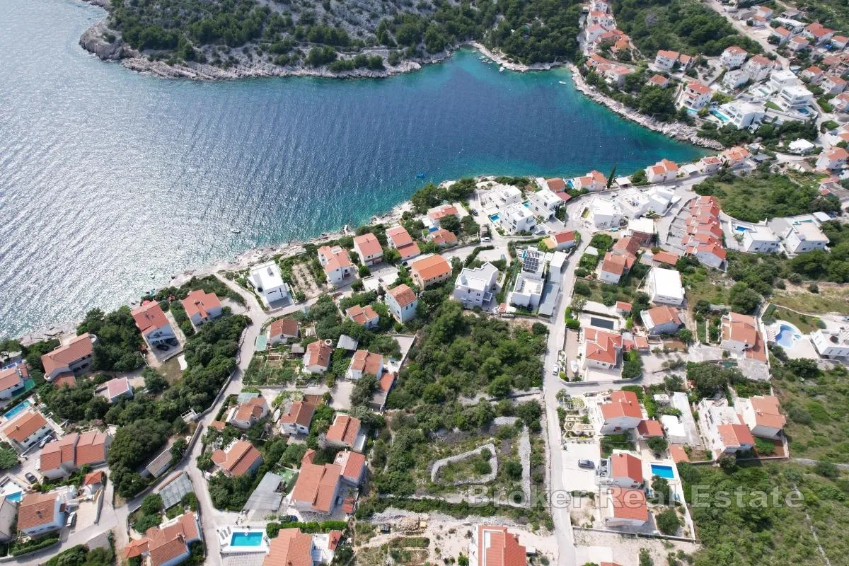 stan u novogradnji s bazenom i pogledom na more - slika 7