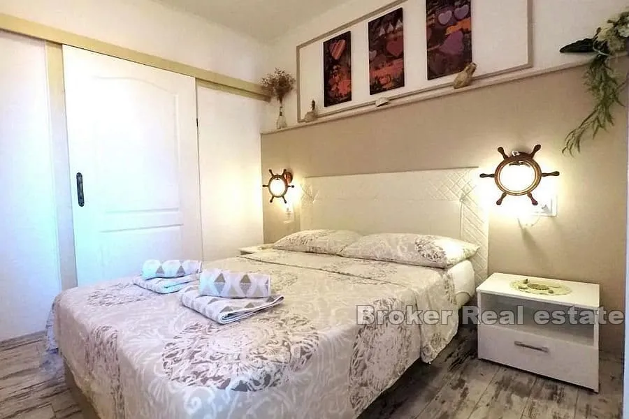 apartman u dioklecijanovoj palači - slika 8