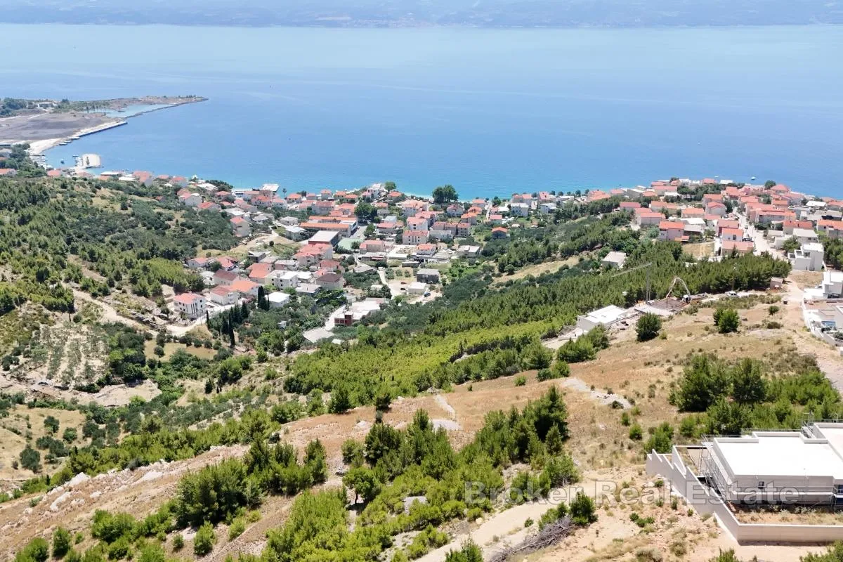 Građevinsko zemljište s dominantnim pogledom na more - Omiš