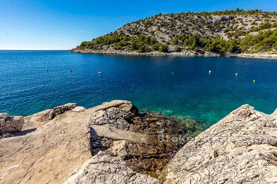apartmanska kuća u drugom redu do mora - slika 11