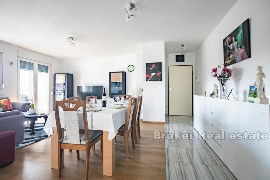 bačvice, moderan stan na iznimnoj lokaciji - slika 4