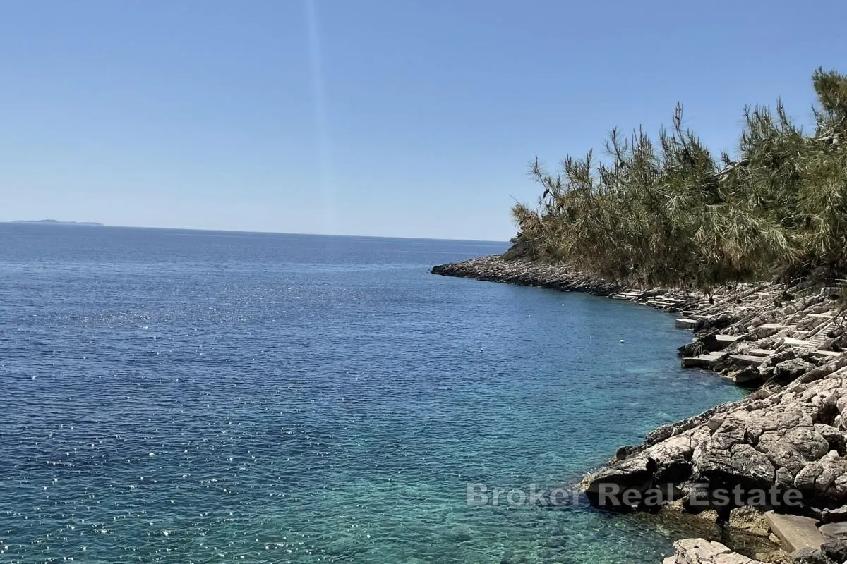 Zemljište s pogledom na more - Korčula