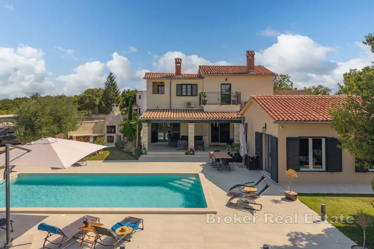 Vila s bazenom u srcu prirode - Labin