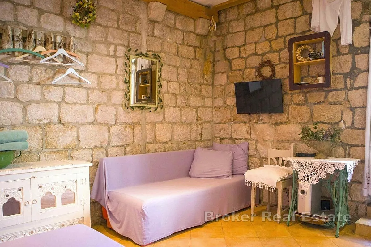 kamena kuća iz 18. stoljeća - slika 3
