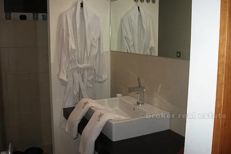 moderna vila s otvorenim pogledom na more, na prodaju - slika 10