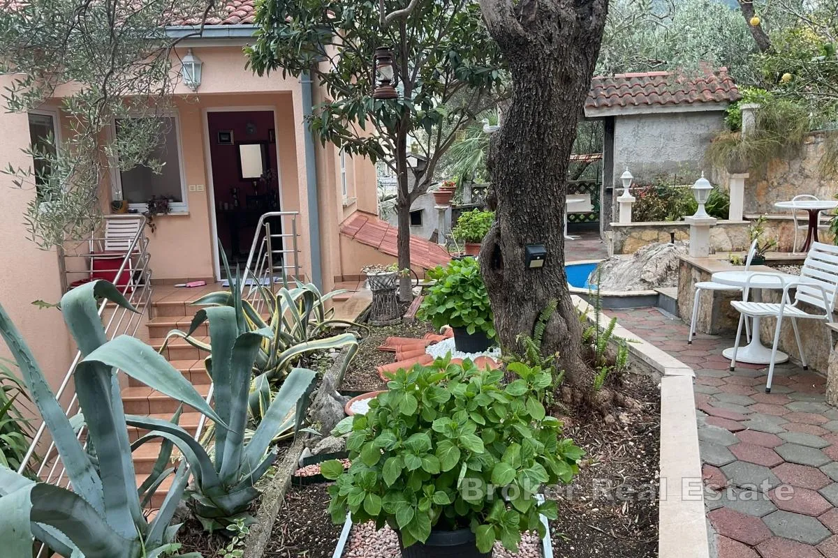apartmanska kuća s pogledom na more - slika 3