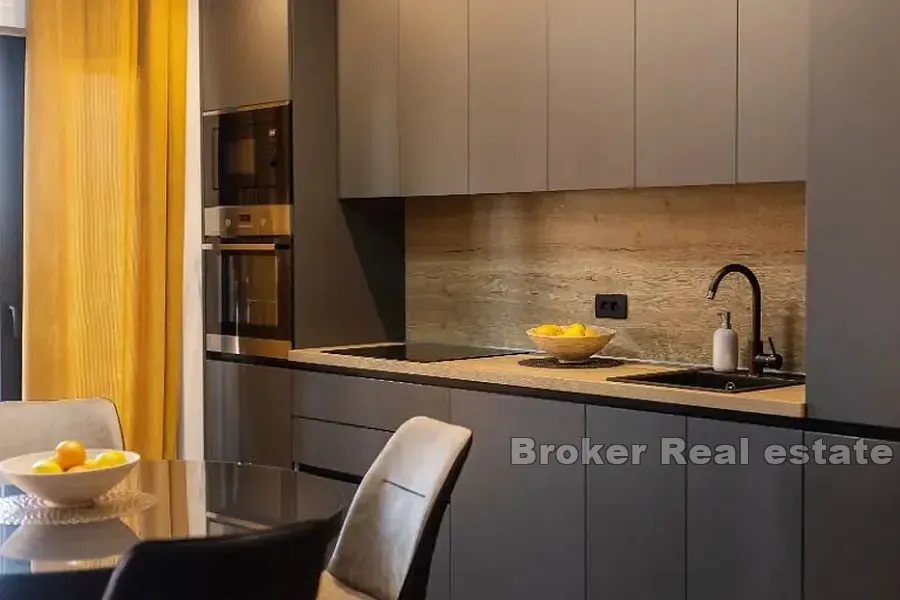 moderan apartman s bazenom - slika 5