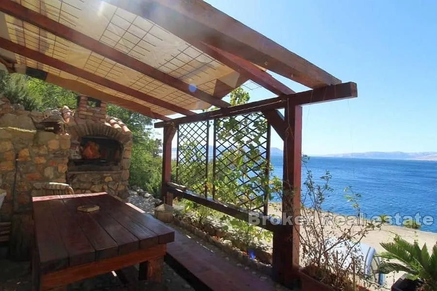 apartmanska kuća prvi red do mora - slika 3
