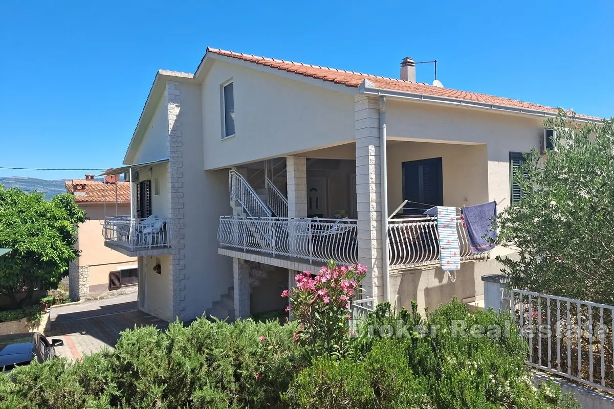 apartmanska kuća s otvorenim pogledom na more - slika 15