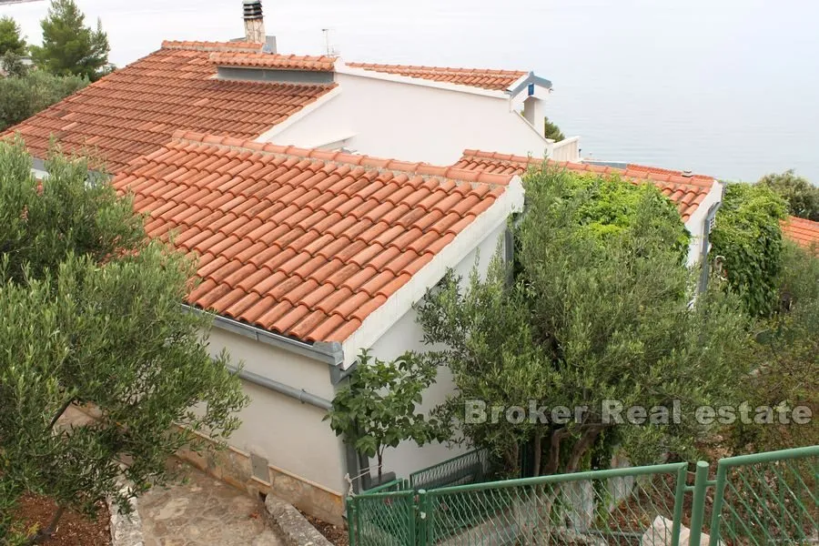 kuća i građevinsko zemljište s pogledom na more - slika 8
