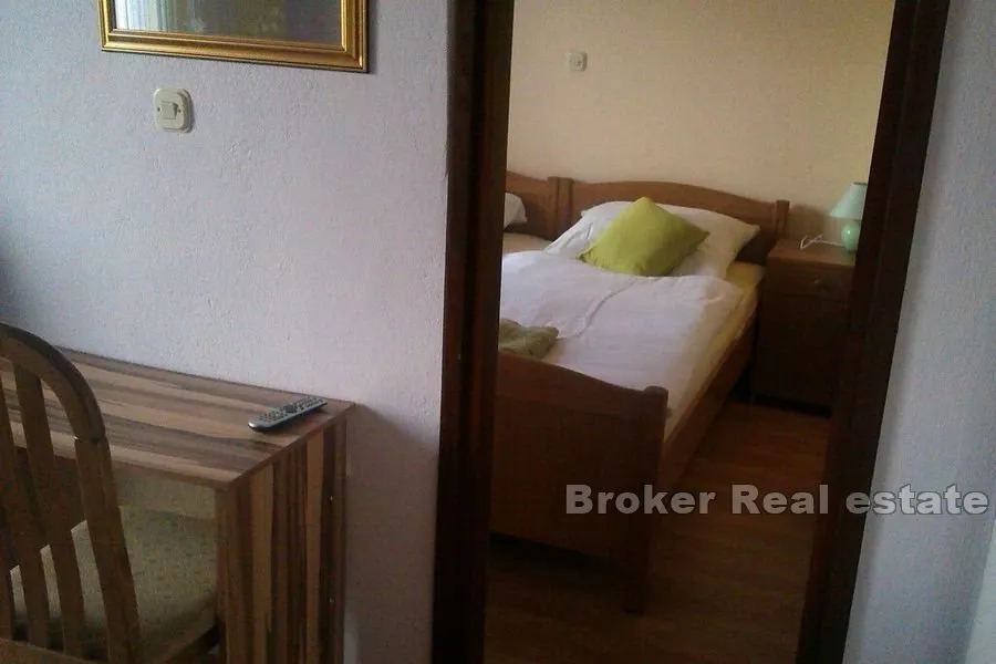 apartmanska kuća blizu mora - slika 7