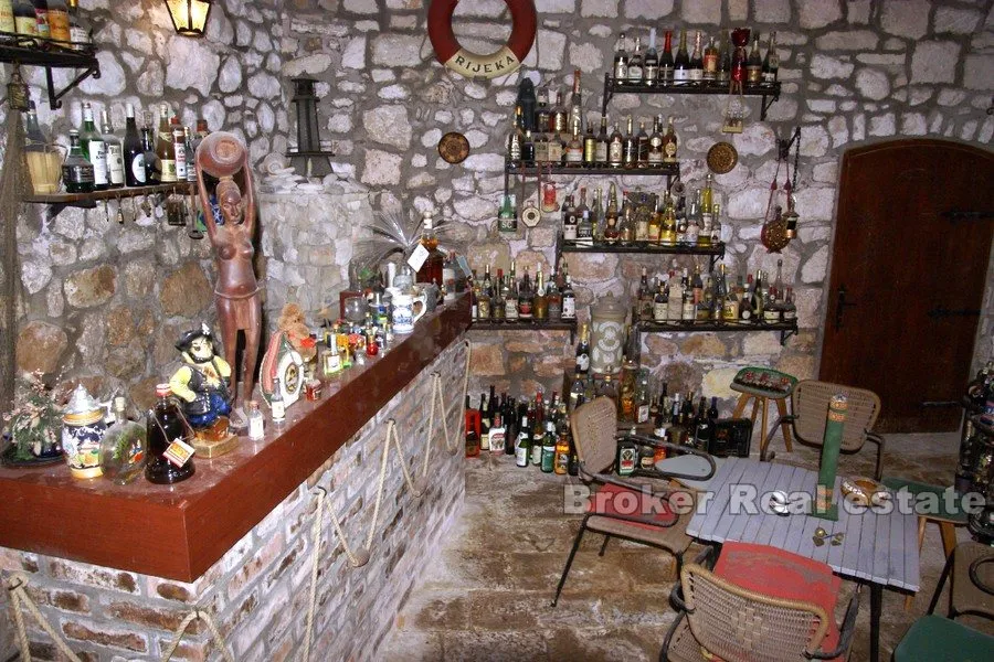 povijesna kamena vila iz 18. stoljeća - slika 13