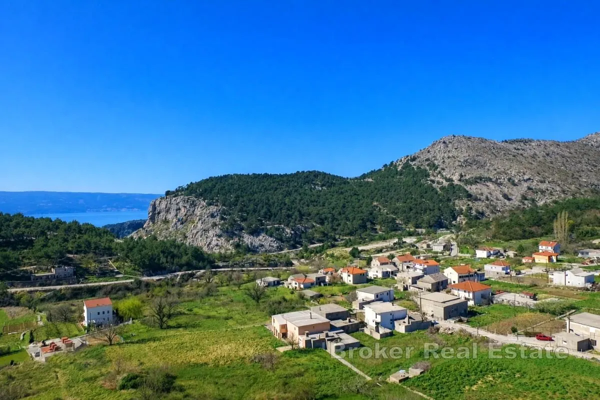 Građevinsko zemljište - M1 zona - Omiš