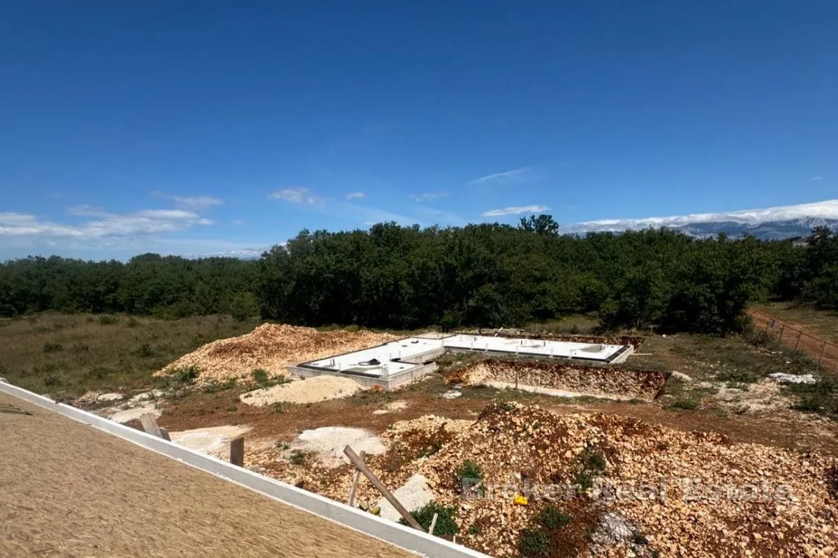 građevinsko zemljište s građevinsko dozvolom i projektom - slika 4