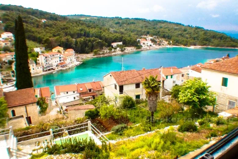 renovirana samostojeća kuća, 50 metara od mora - slika 2