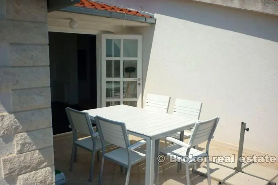 kuća sa 3 etaže, na prodaju - slika 7