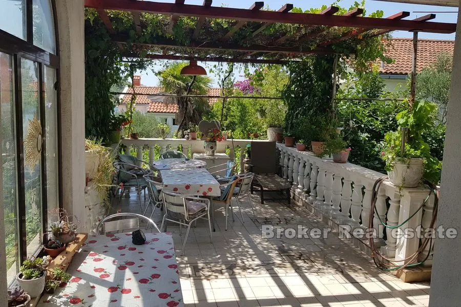 kuća s pogledom na more - slika 3