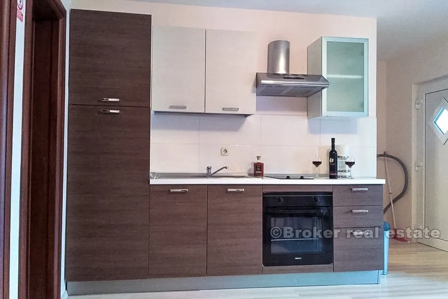 apartmanska kuća s pogledom na more, prodaja - slika 7