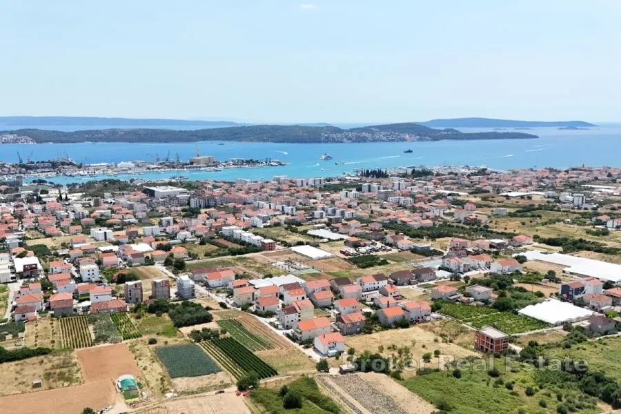 građevinsko zemljište u blizini centra trogira - slika 2