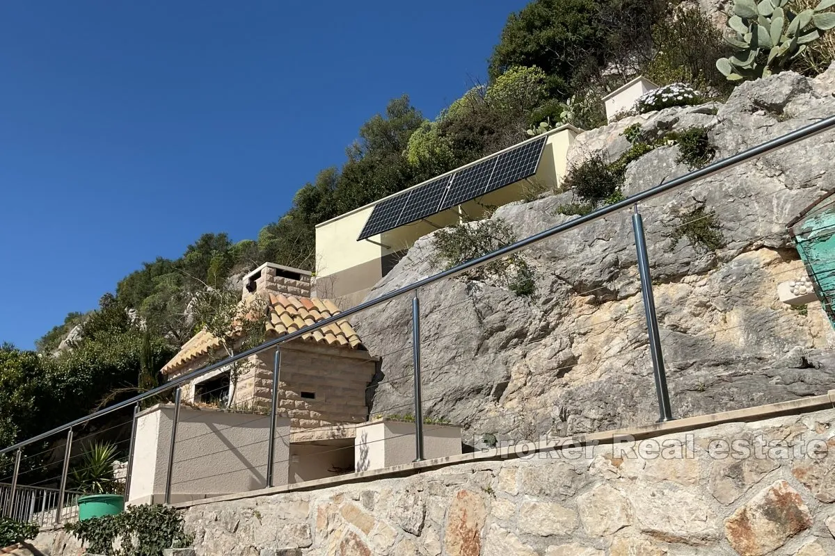 dvojna kamena kuća s panoramskim pogledom na more - slika 17