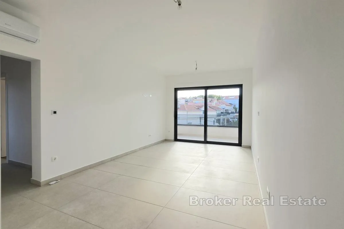 penthouse s krovnom terasom i parkirnim mjestom - slika 2