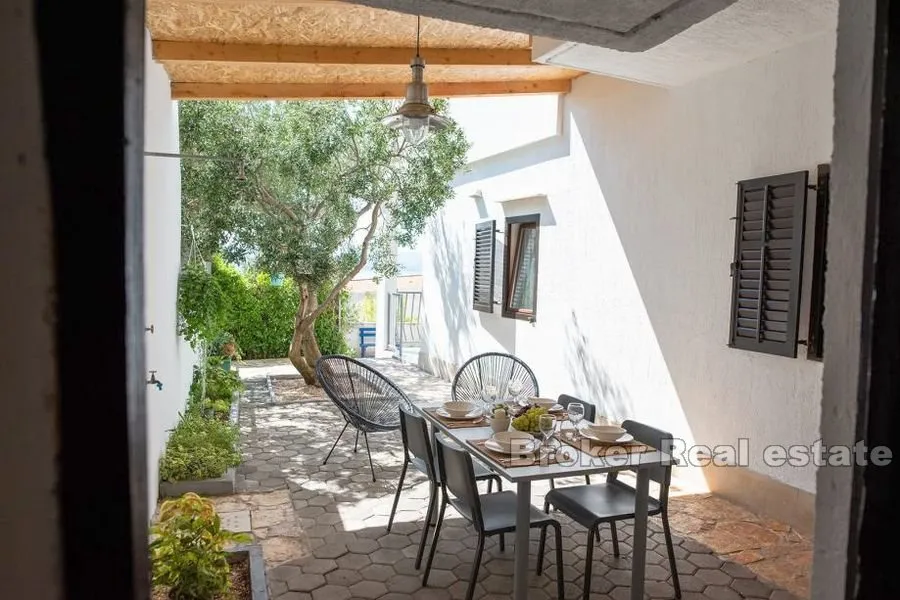 dvojna kuća s pogledom na more - slika 16