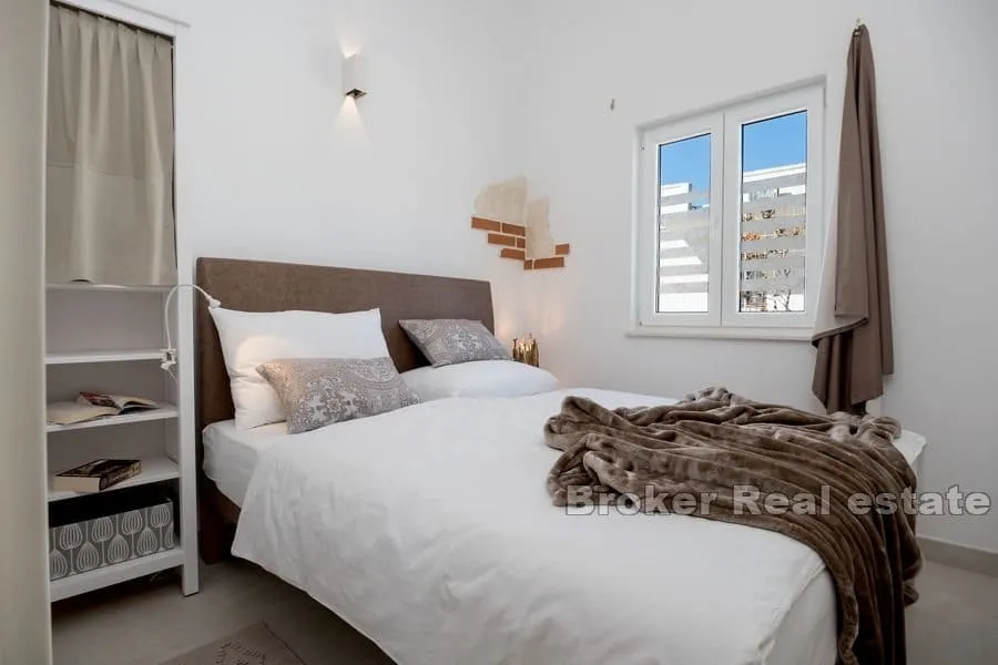 samostojeća kuća s pogledom na more - slika 15